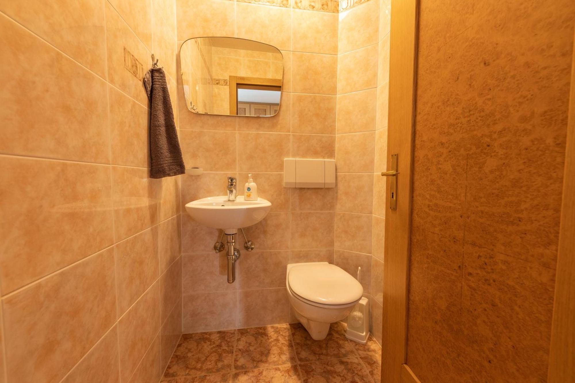 Apartments Saasunia Стая снимка