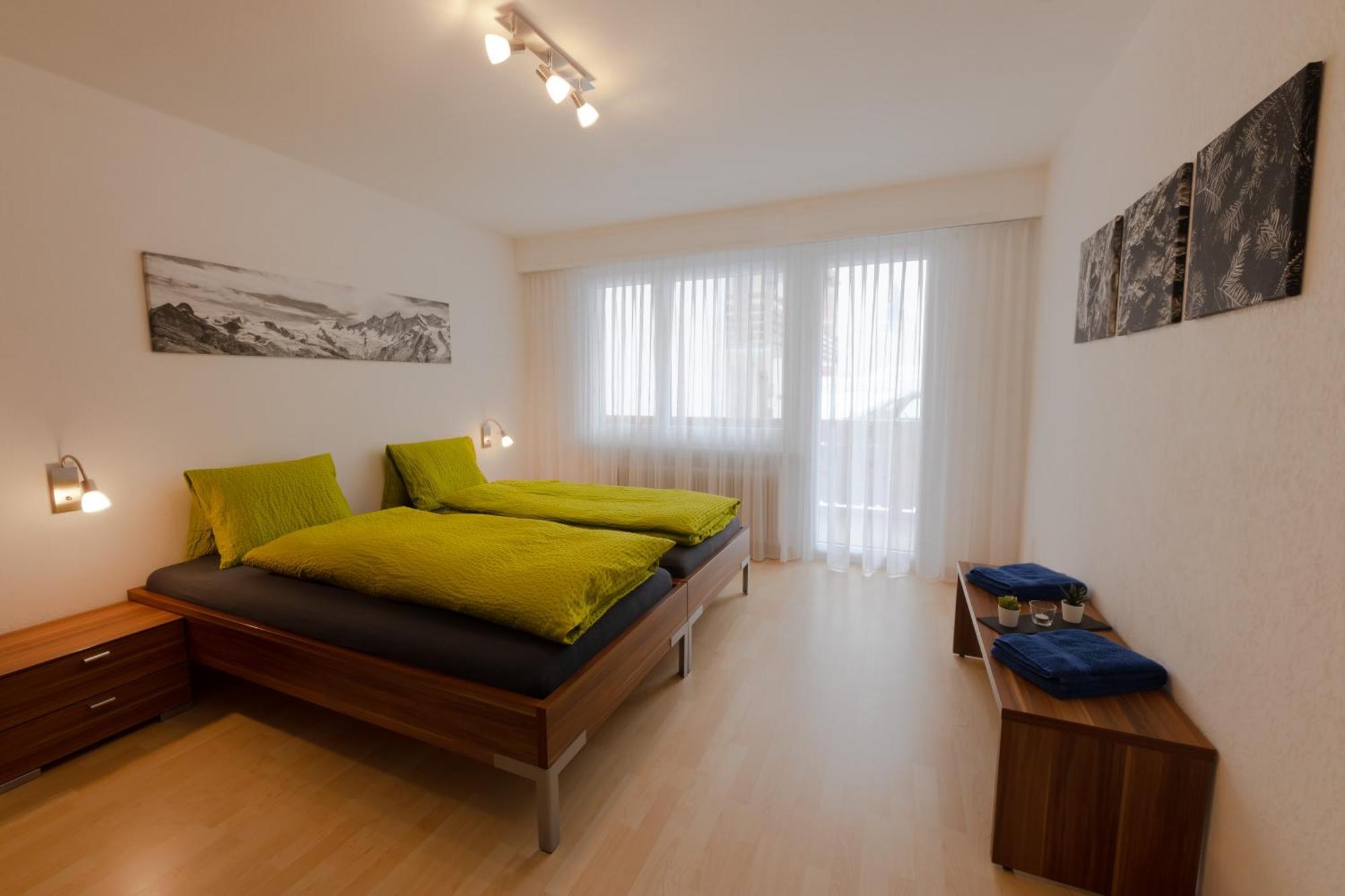 Apartments Saasunia Стая снимка